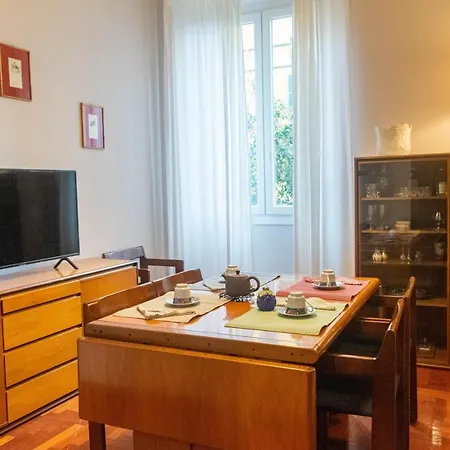 Casa Dei Nonni * Rome